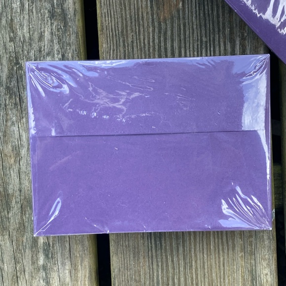 150 Dark Purple Eggplant Jam Paper A8 Wedding Envelopes - Picture 2 of 3